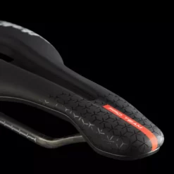 Selle Italia FLITE Boost PRO TEAM Carbonio Superflow Saddle -House Doctor Flite20Boost20Pro20Team20Kit20Carbonio20Superflow CloseUp2